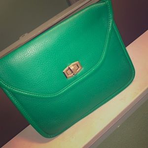 Green Clutch